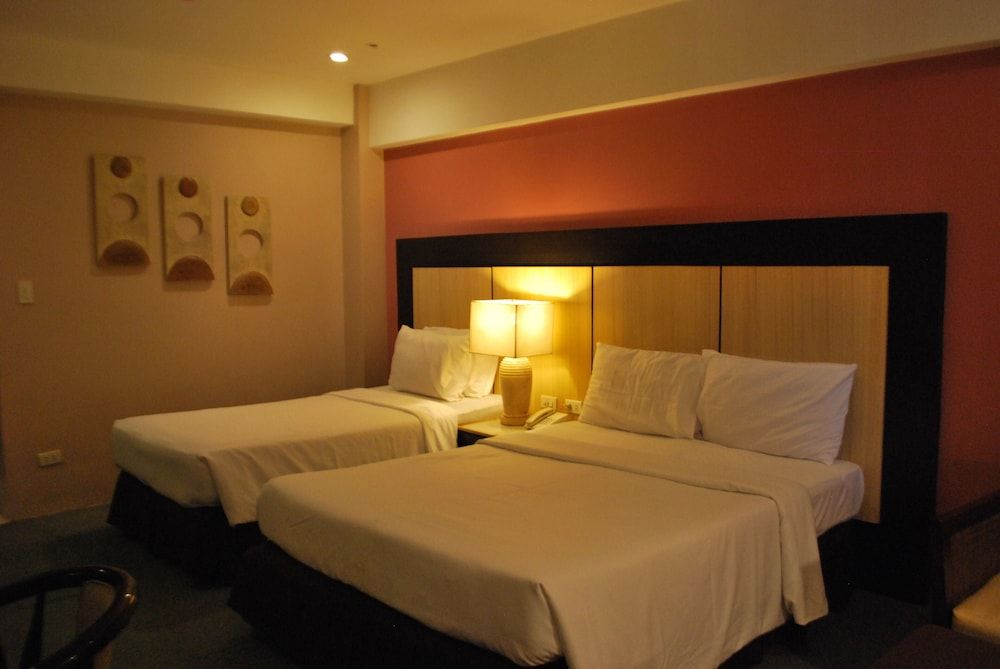 Cebu Grand Hotel Vibo Place Capitol Deluxe Double or Twin Room 3