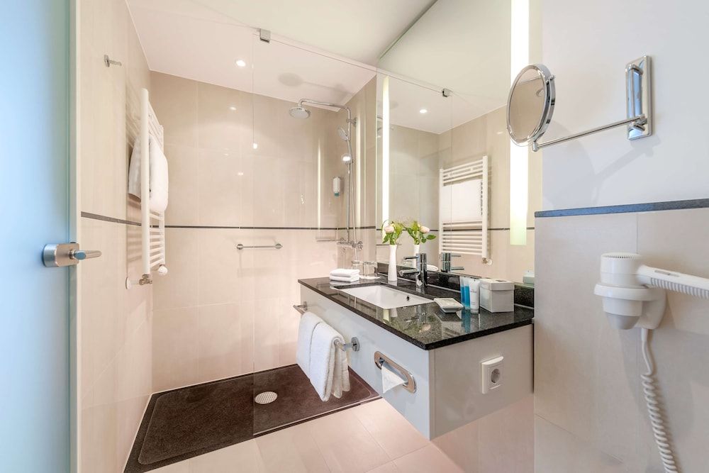 Dorint Hotel Hamburg-Eppendorf Standard Room 5