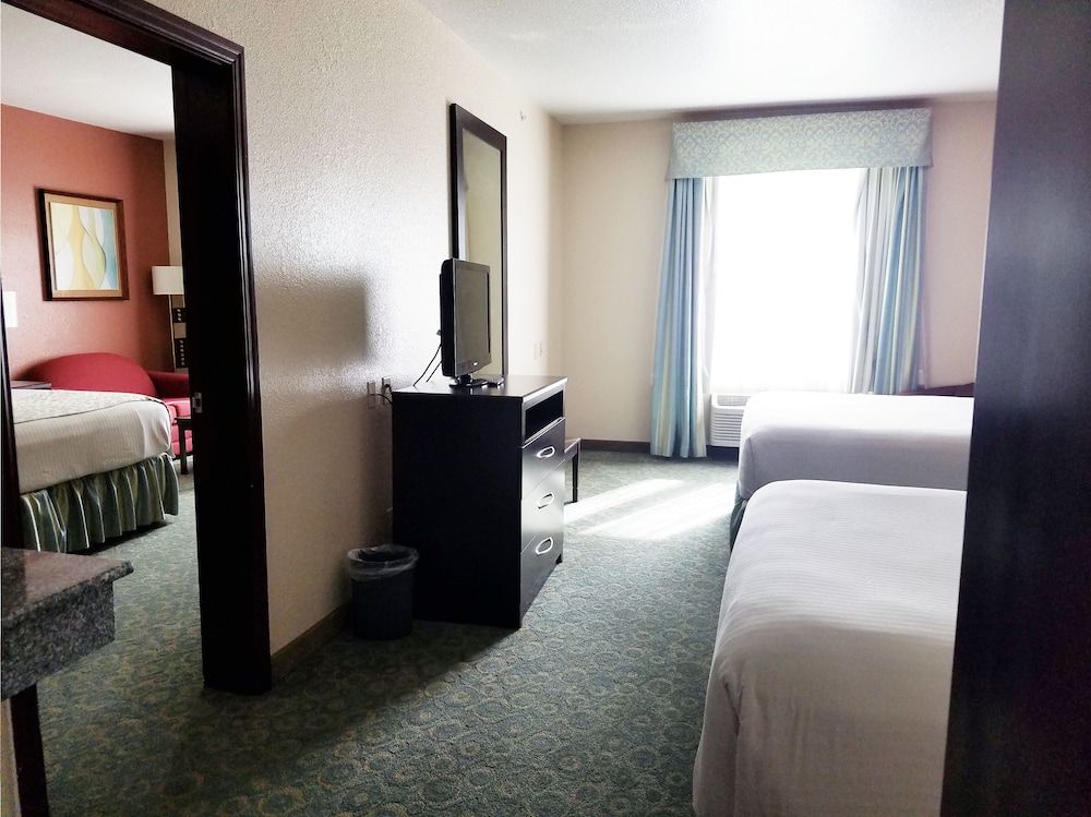 Business Room, 2 Queen Beds, Non Smoking