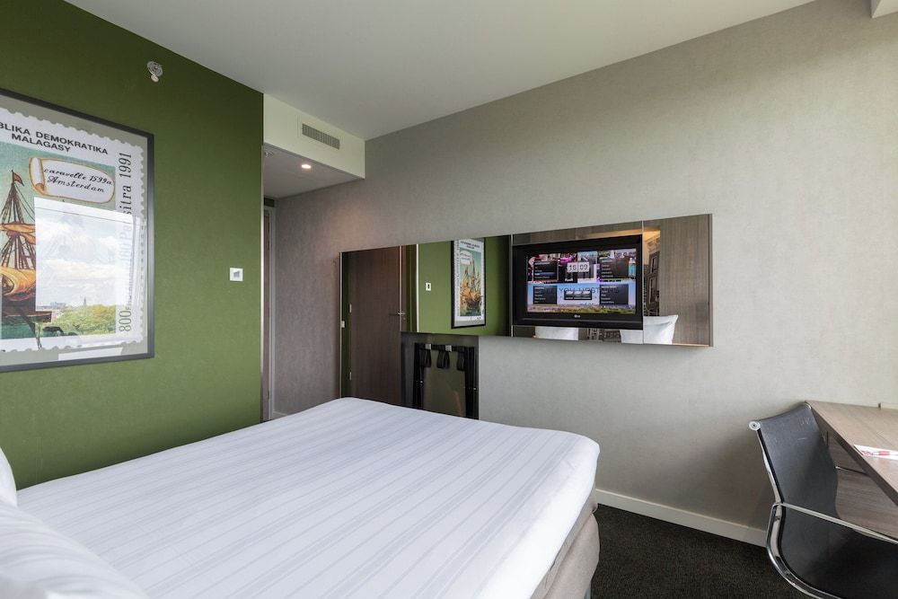 Leonardo Hotel Amsterdam Rembrandtpark Comfort Room, 1 Queen Bed 5