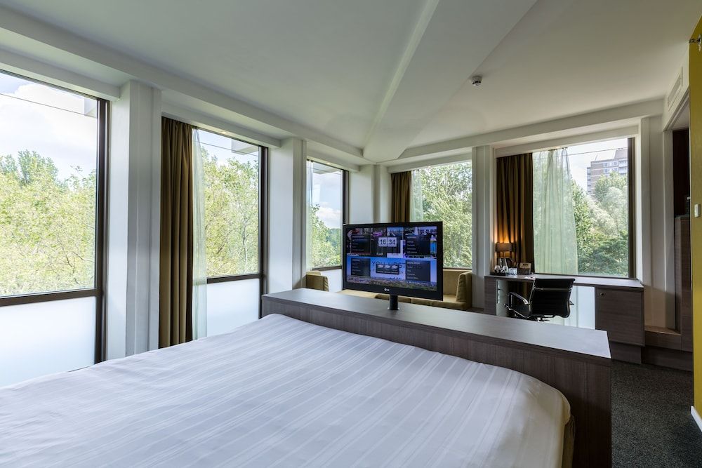 undefined Leonardo Hotel Amsterdam Rembrandtpark 7