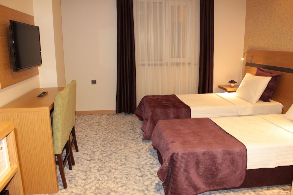 Hotel Osaka Airport Deluxe Twin Room 3