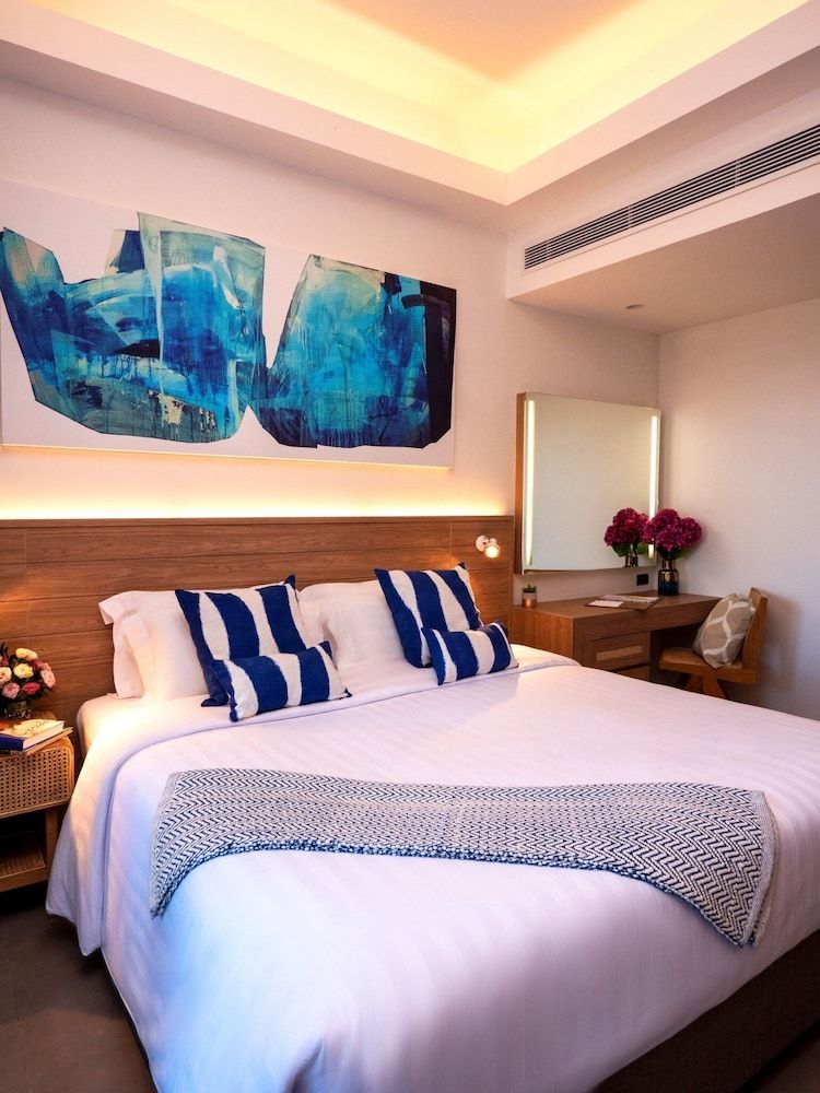 undefined Absolute Sanctuary 8