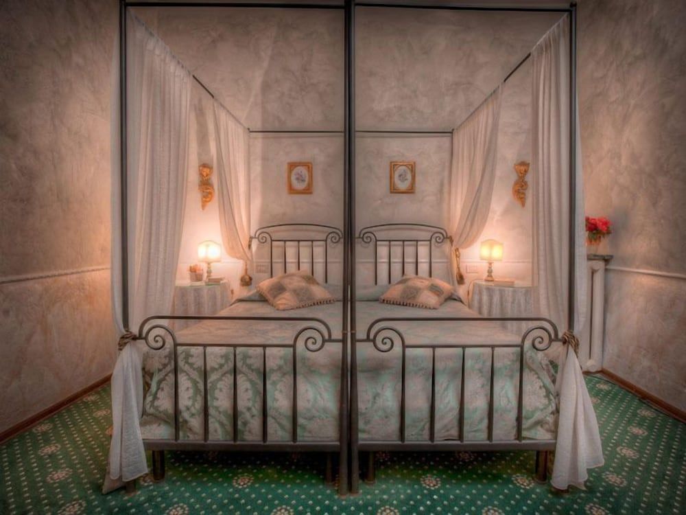 undefined Hotel Torre Guelfa 10