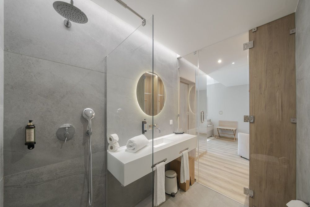 Vila Baleira Funchal Deluxe Double Room 9