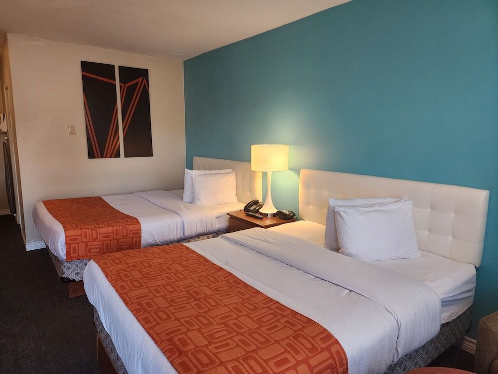 Room, 2 Double Beds, Accessible, Kitchen (Mobility)