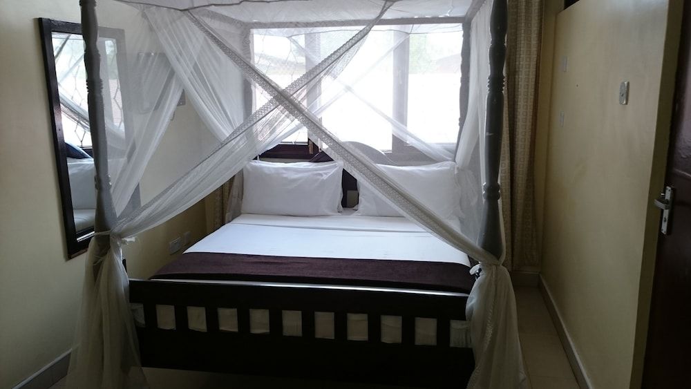 Transit Airport Bed & Breakfast