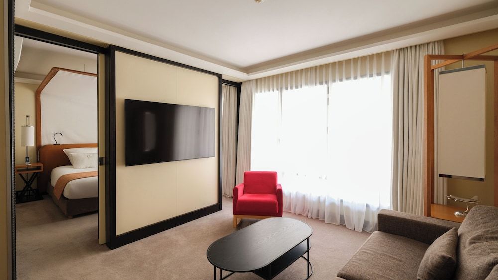 undefined Five Seas by Inwood Hotels 4