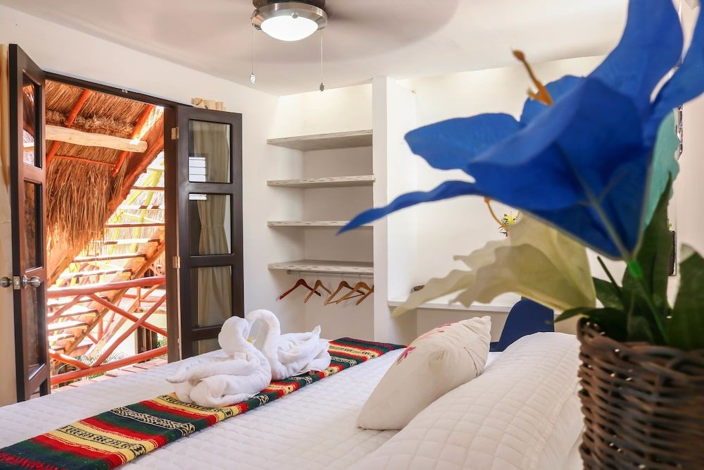 Kin Ha Tulum Hotel Suite, 1 King Bed, Garden View 8