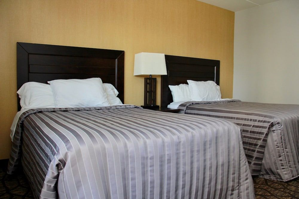 undefined Victoria Motor Inn