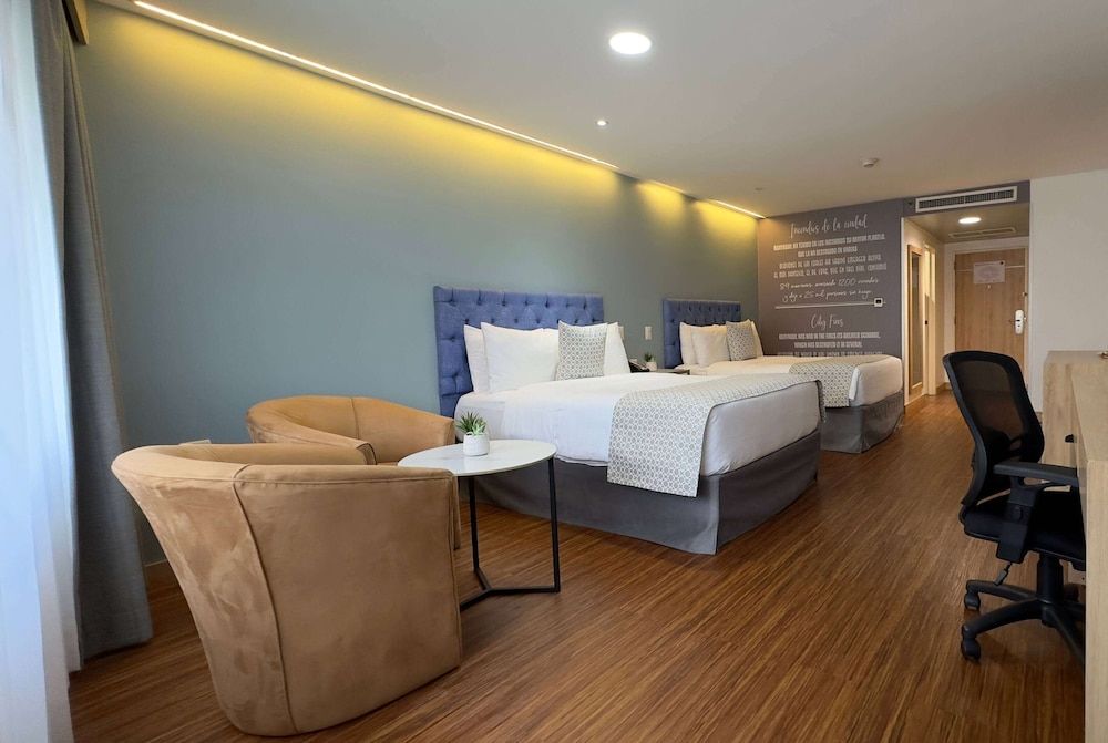 Business Room, 2 Double Beds, Non Smoking
