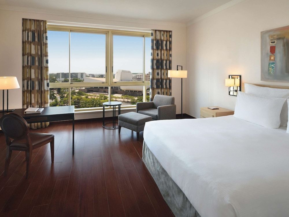 Deluxe Room, 1 King Bed
