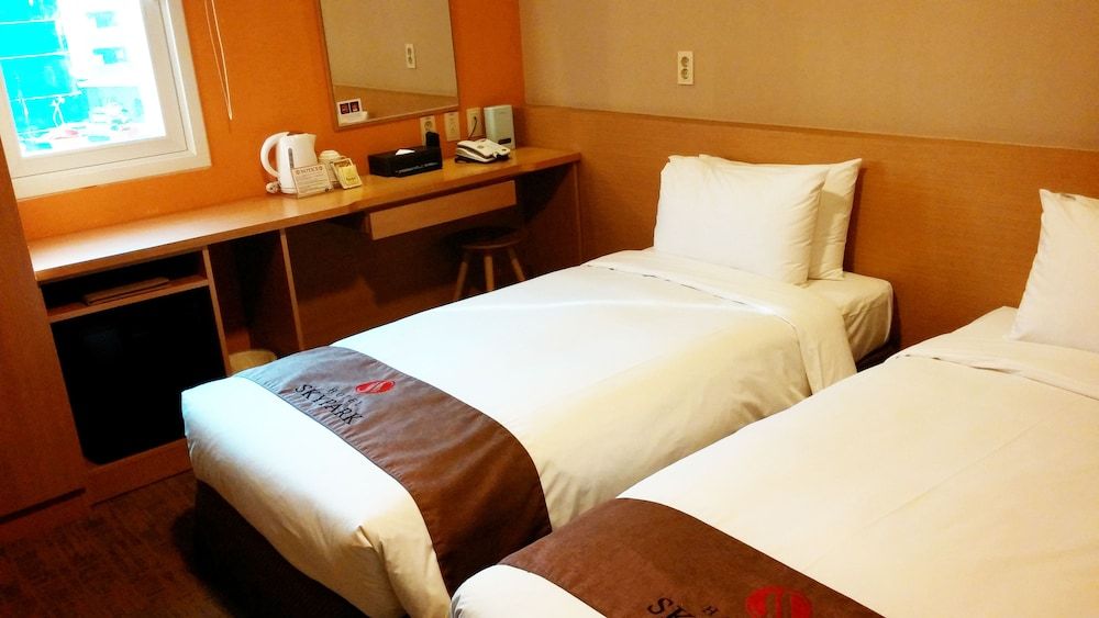 Hotel Skypark Myeongdong Iii Standard Twin Room