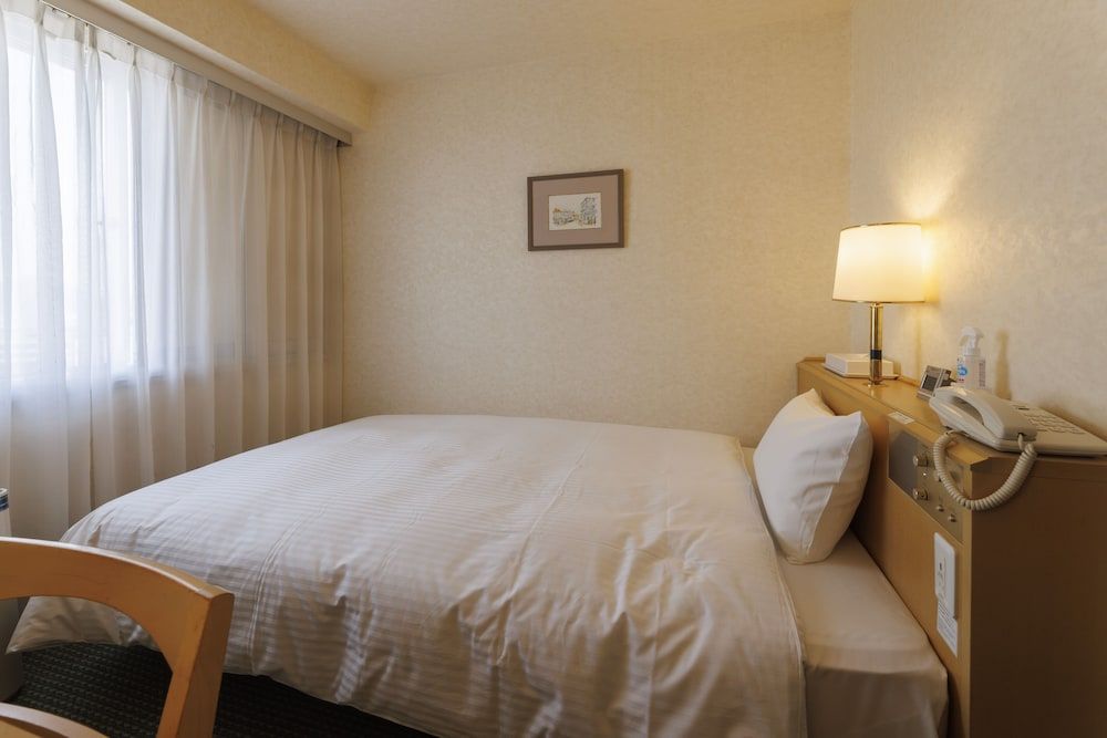 Single Room, Non Smoking (13 m²)