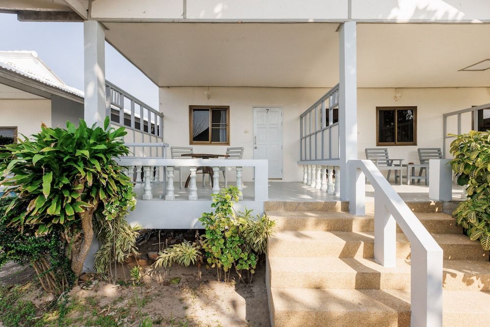 undefined Bay Beach Resort 4