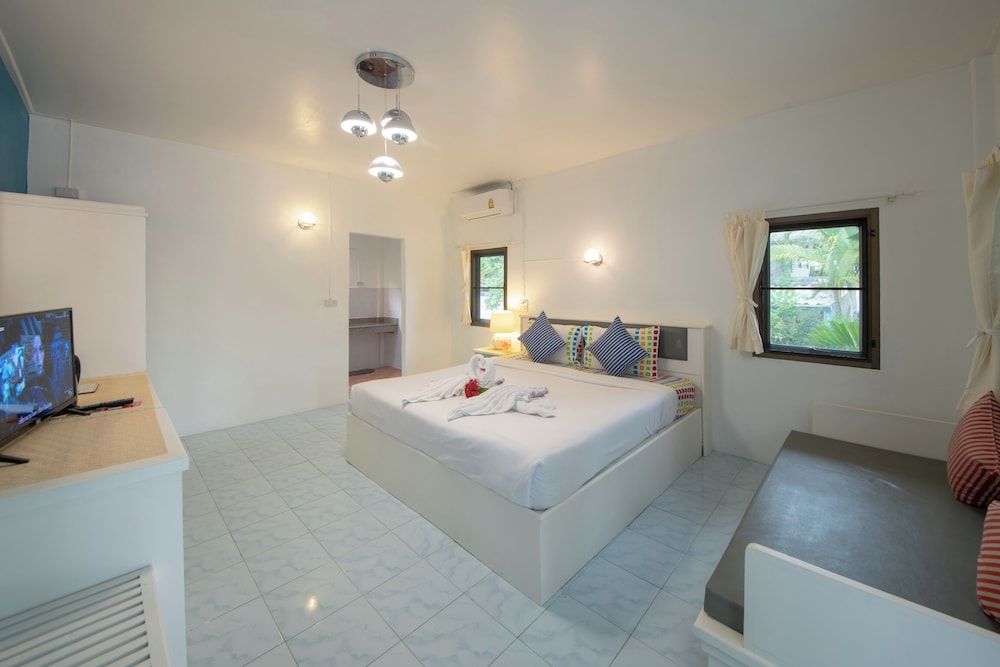 undefined Bay Beach Resort 4