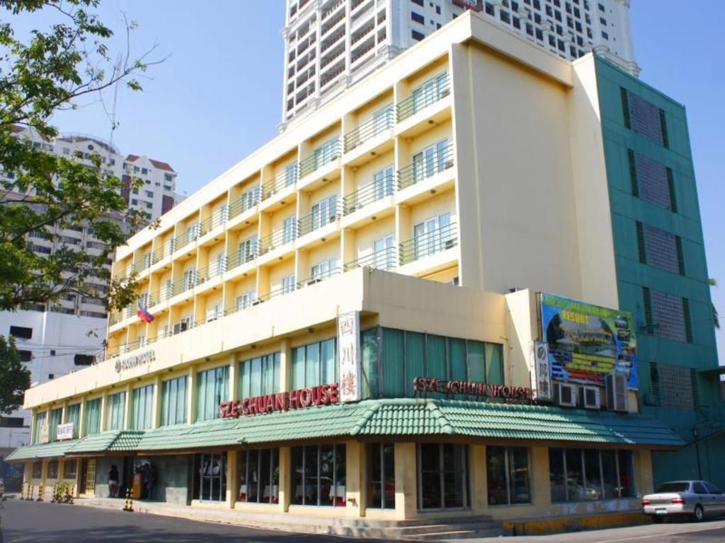 undefined Aloha Hotel 3