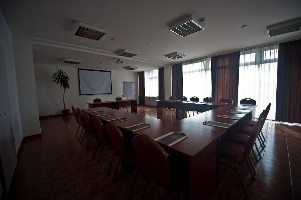 undefined Canada Hotel 9