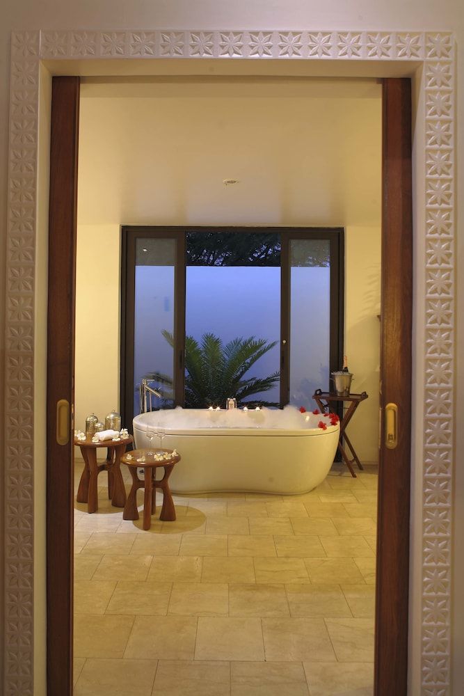 The Residence Zanzibar Luxury Garden Pool Villa 4