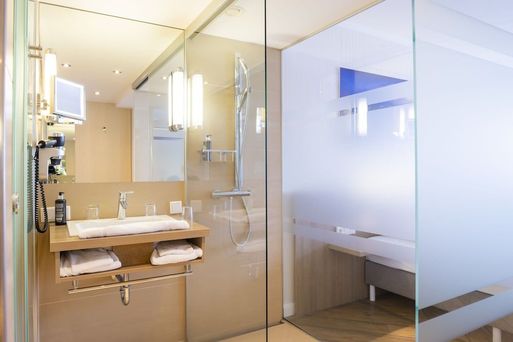 Hotel IV Jahreszeiten Lübeck Double Room, 1 King Bed 6