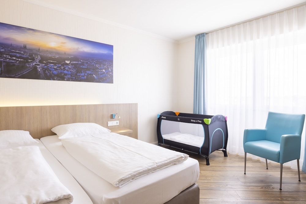 Hotel IV Jahreszeiten Lübeck Double Room, 1 King Bed 2