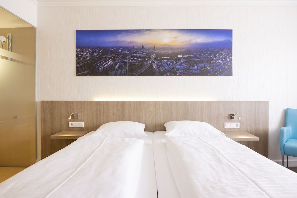 Hotel IV Jahreszeiten Lübeck Double Room, 1 King Bed 3