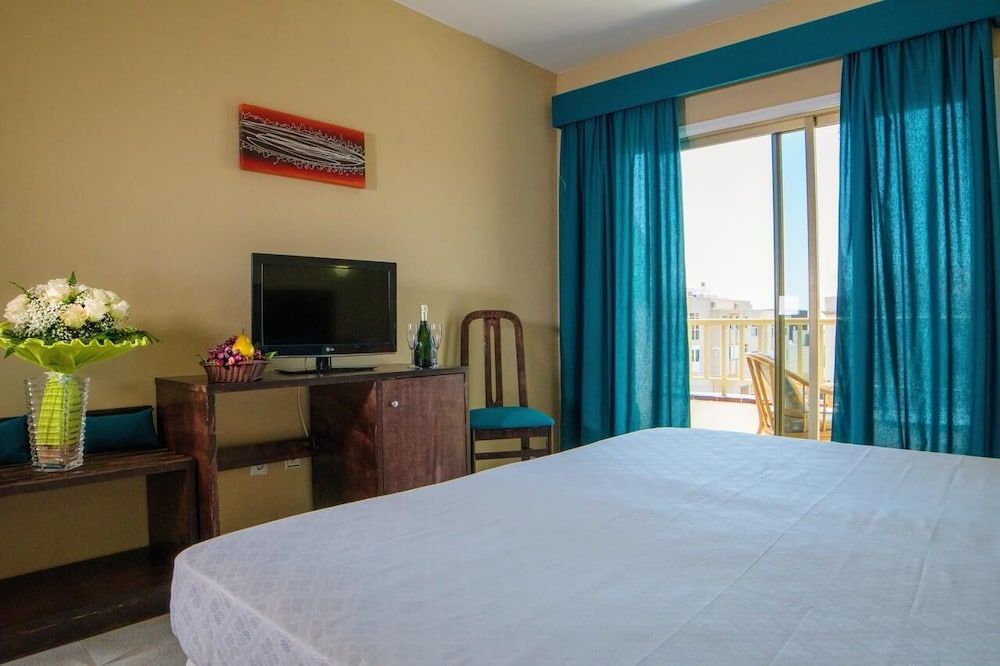 Hotel Aeropuerto Sur Standard Double Room, 2 Twin Beds 9