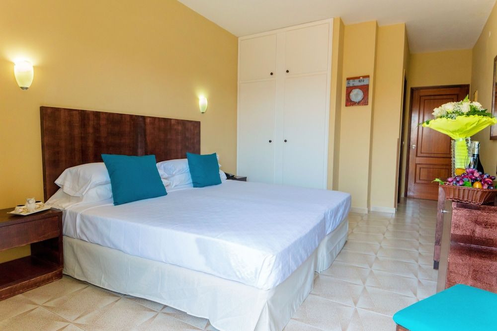 Hotel Aeropuerto Sur Standard Double Room, 2 Twin Beds 2