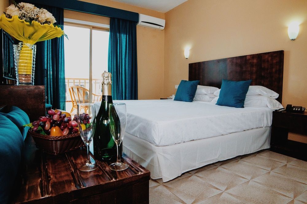 Hotel Aeropuerto Sur Standard Double Room, 2 Twin Beds