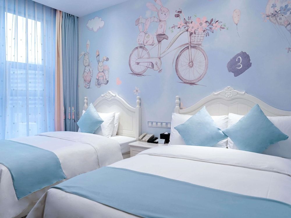 Family Suite, 2 Double Beds (Junior)