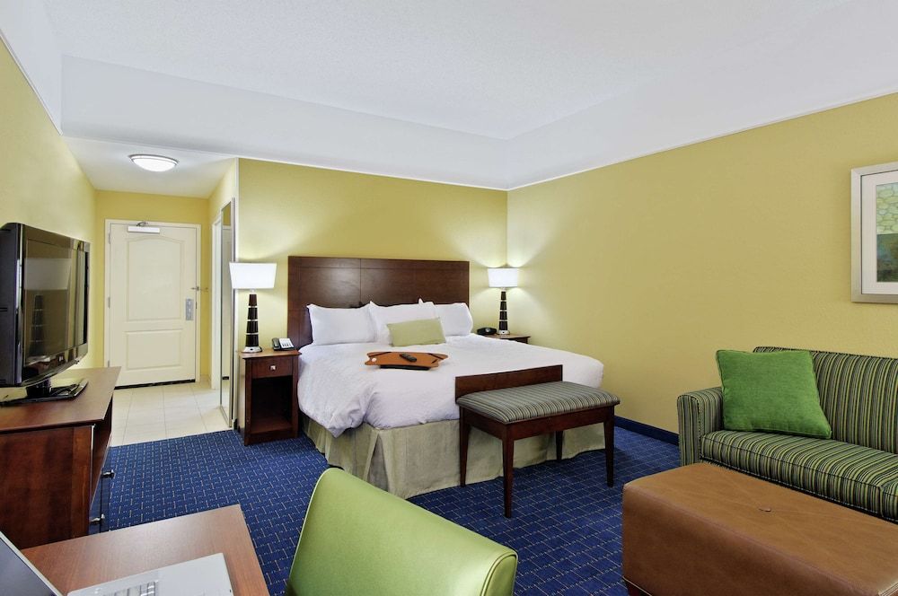 Room, 1 King Bed with Sofa bed, Non Smoking