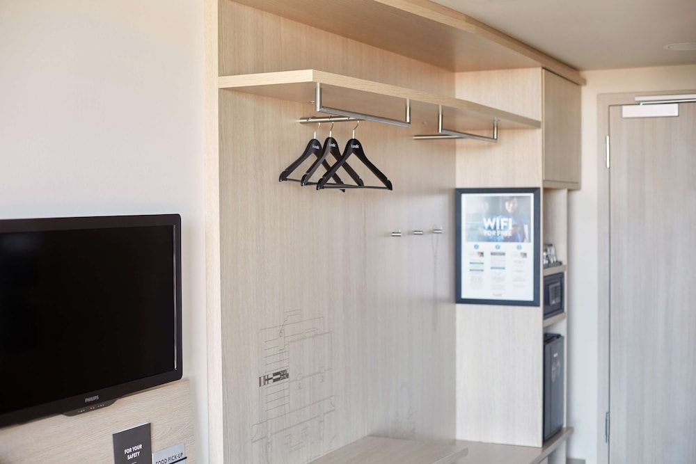 Scandic Hamburg Emporio Standard Room (King) 6