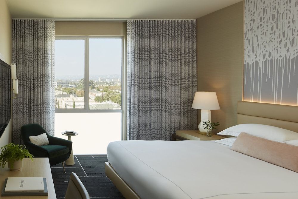undefined Kimpton Hotel Wilshire by IHG 6