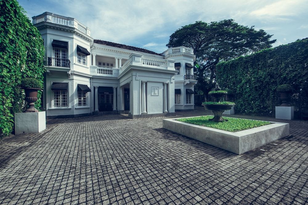 undefined Paradise Road Tintagel Colombo 10