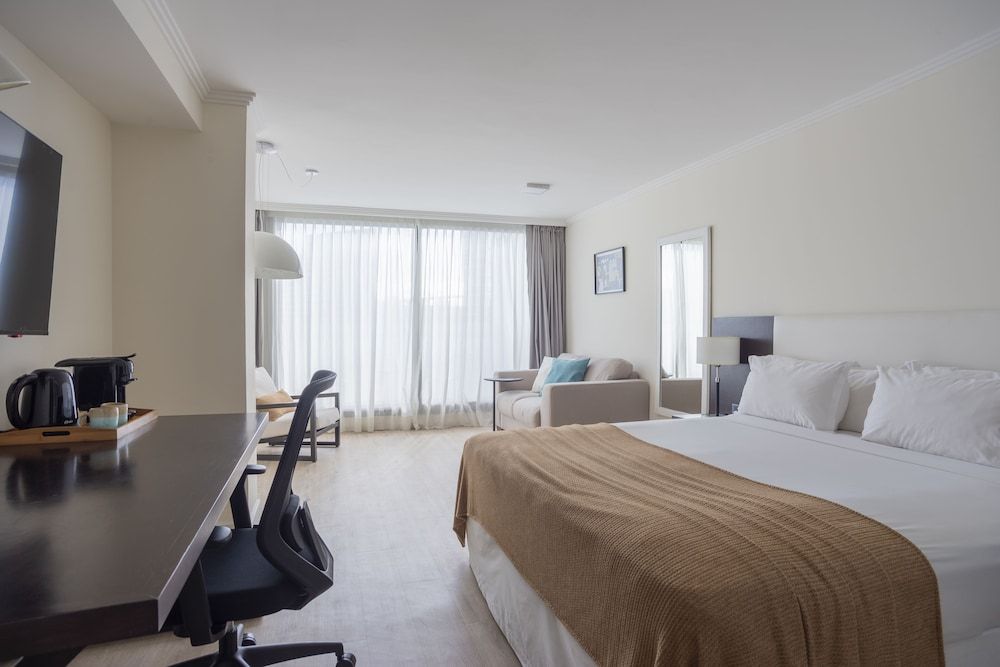 After Hotel Studio Suite 3