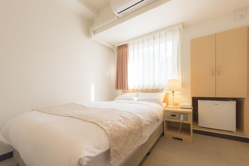 Hotel Famy Inn Kinshicho Semi Double Room, Smoking
