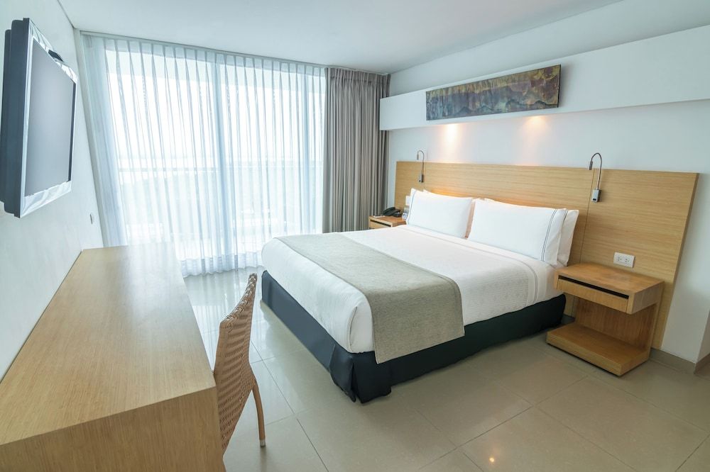 Standard Room, 1 Queen Bed