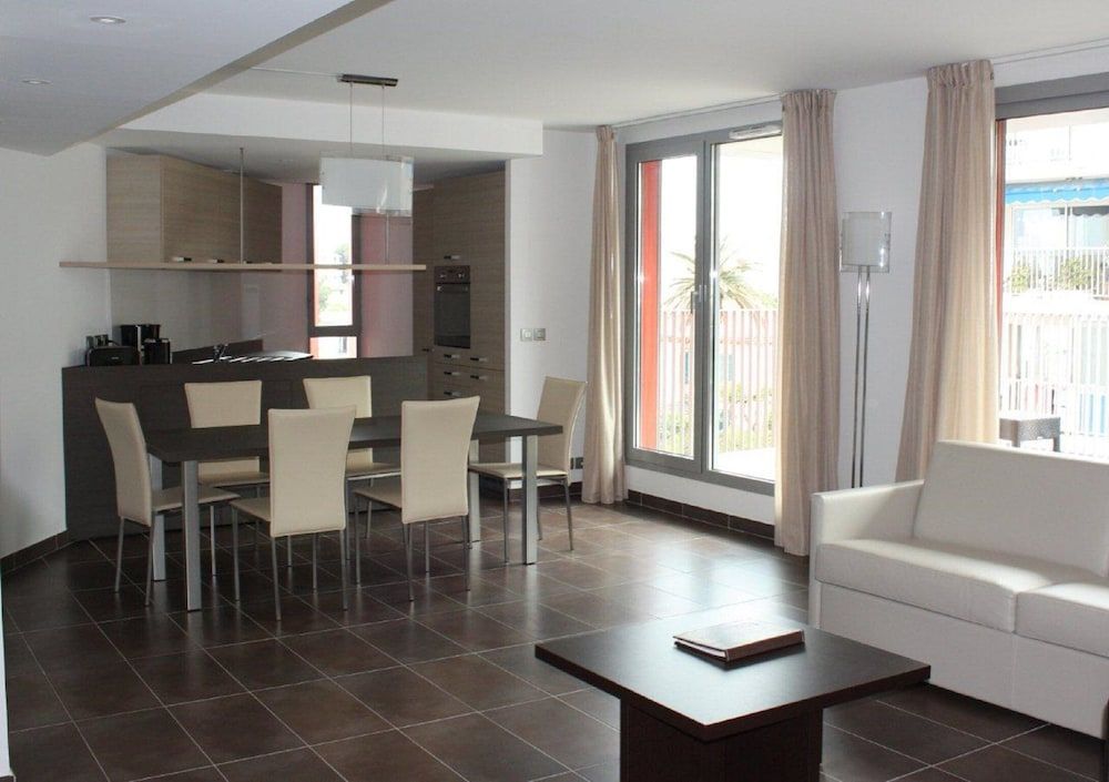 undefined Royal Antibes 3