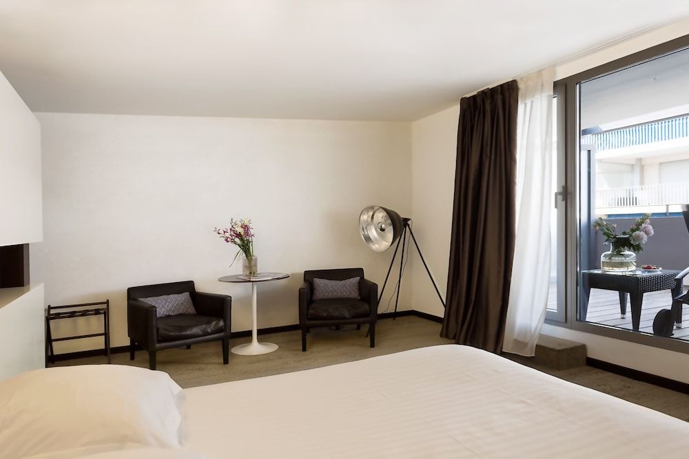 undefined Royal Antibes 4