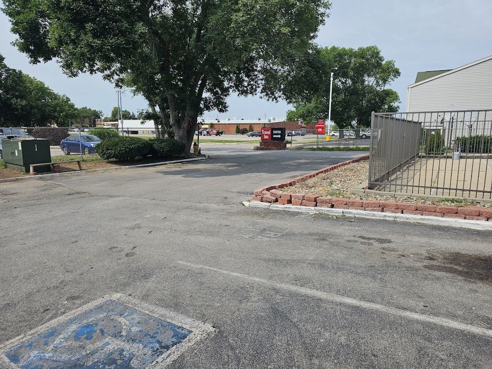 undefined Travel Inn By OYO Omaha 7