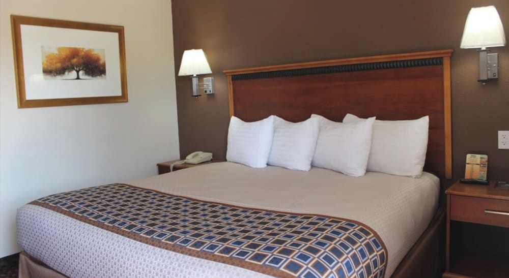 undefined Travel Inn By OYO Omaha 4