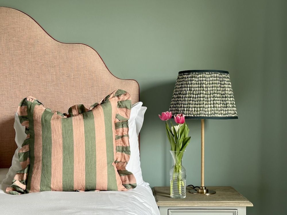 The Barnsdale, Rutland Heritage Room 10