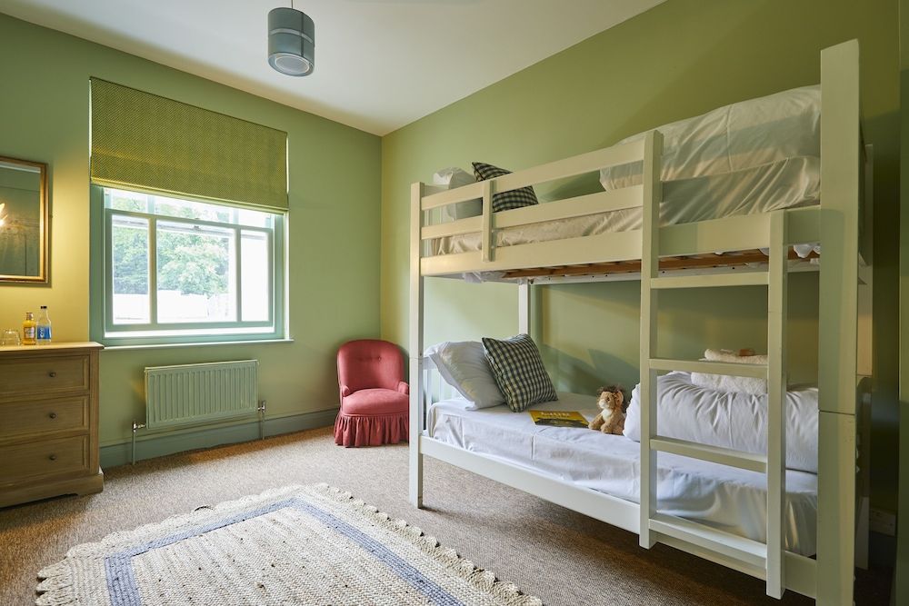 The Barnsdale, Rutland Family Room