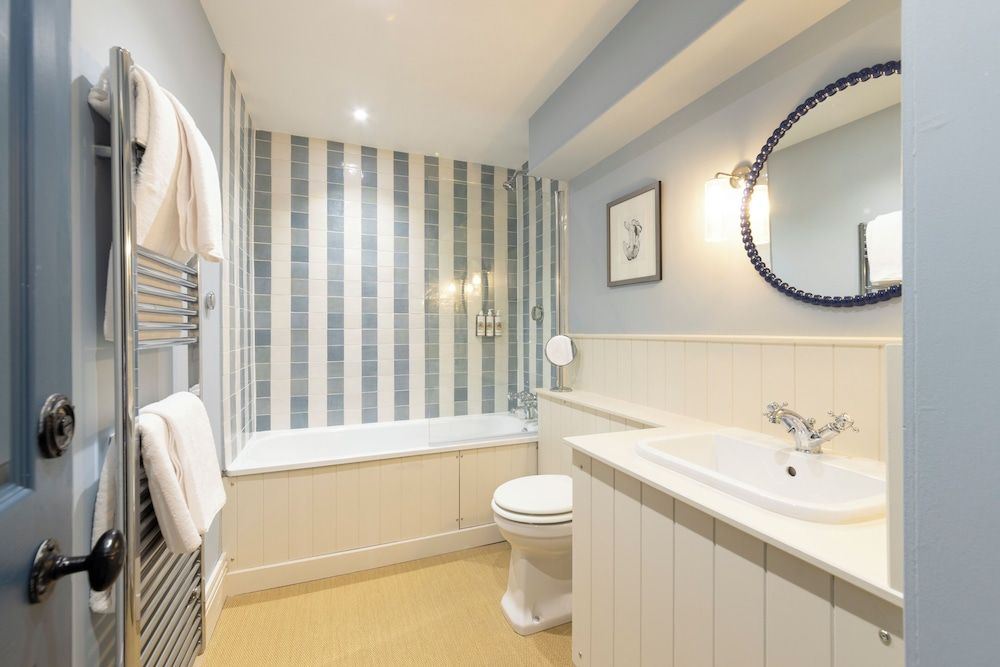 The Barnsdale, Rutland Royal Room 12