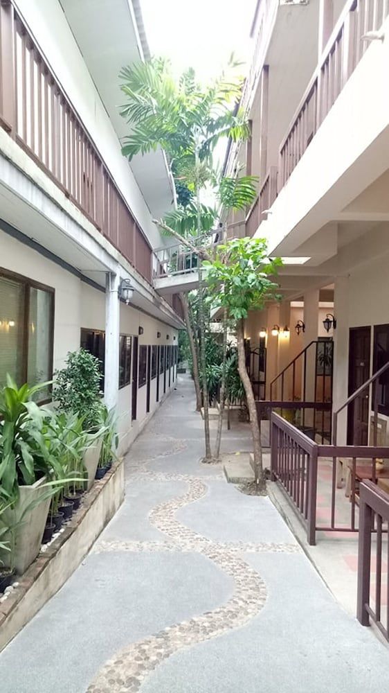 B2@ Samui Beach Resort Superior Room 6