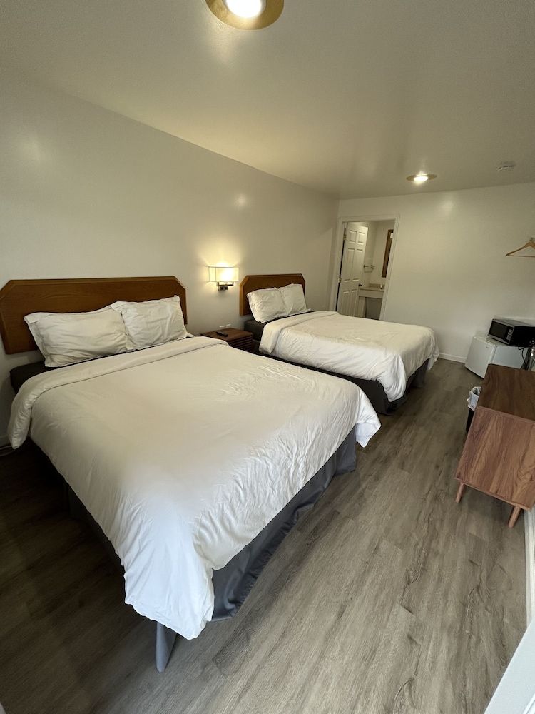 Standard Room, 2 Queen Beds