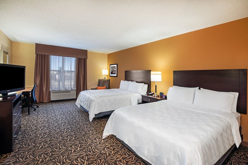 Standard Room, 1 King Bed, Accessible (Communications)