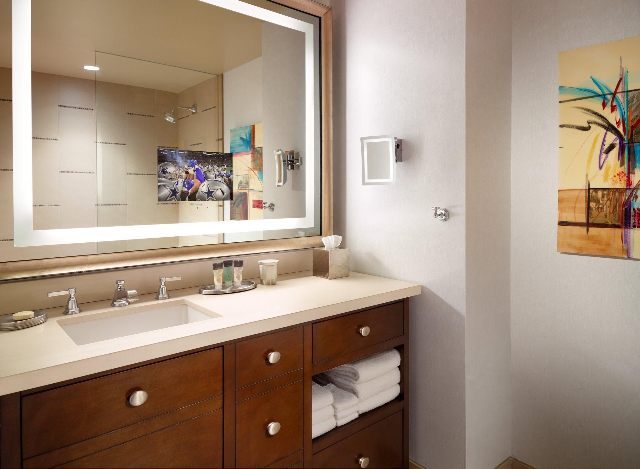 Executive Suite with 1 King Bed
