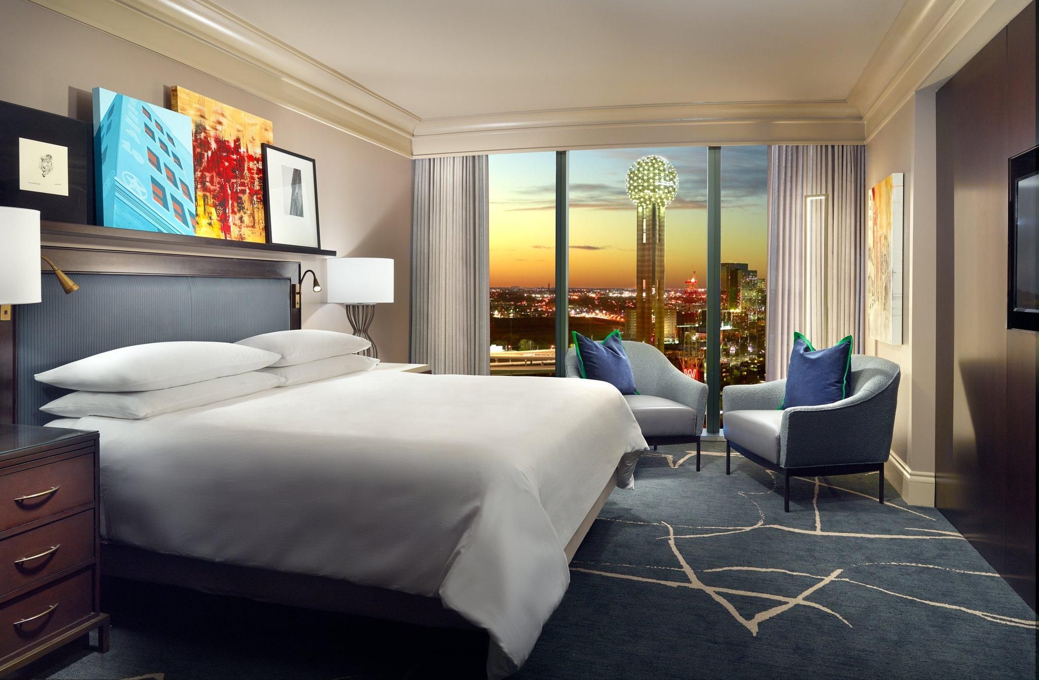 Executive Suite with 1 King Bed