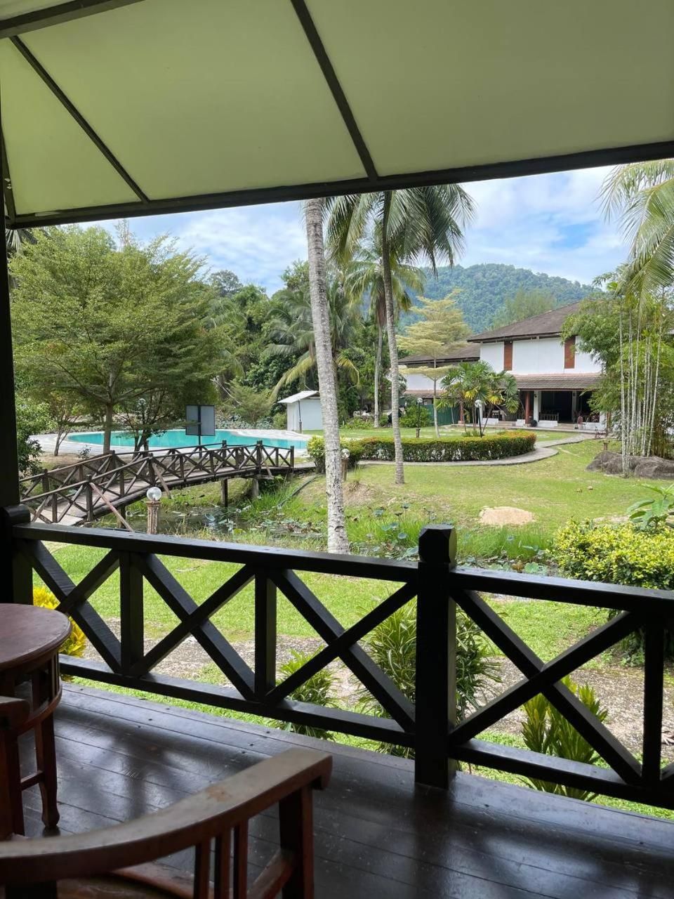 Family Room with Garden View